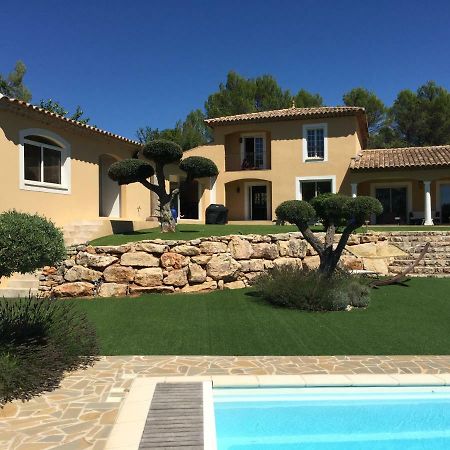 Villa Sanata Les Arcs-sur-Argens Екстериор снимка